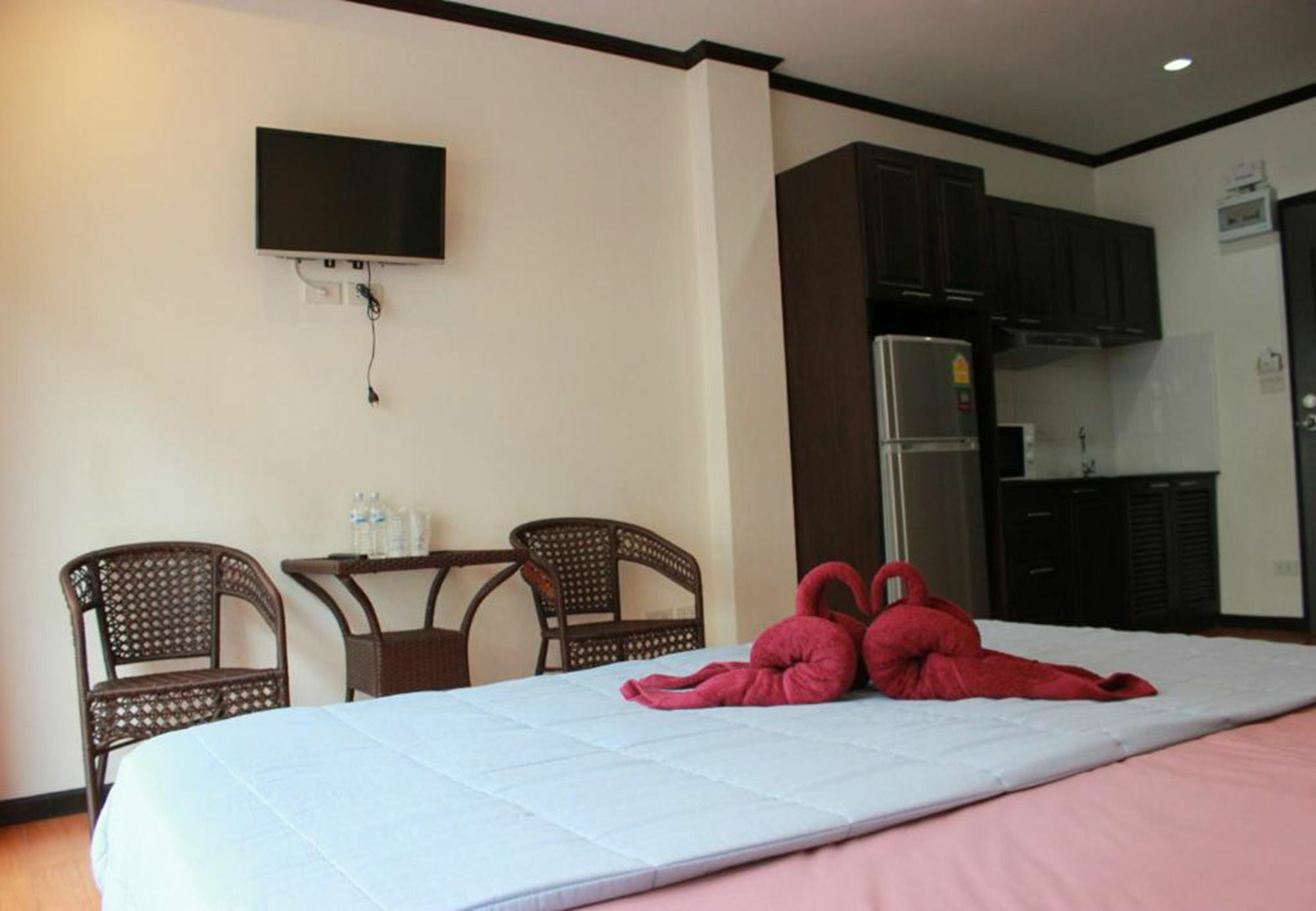 K&J Apartment Ban Nong Tabaek Εξωτερικό φωτογραφία