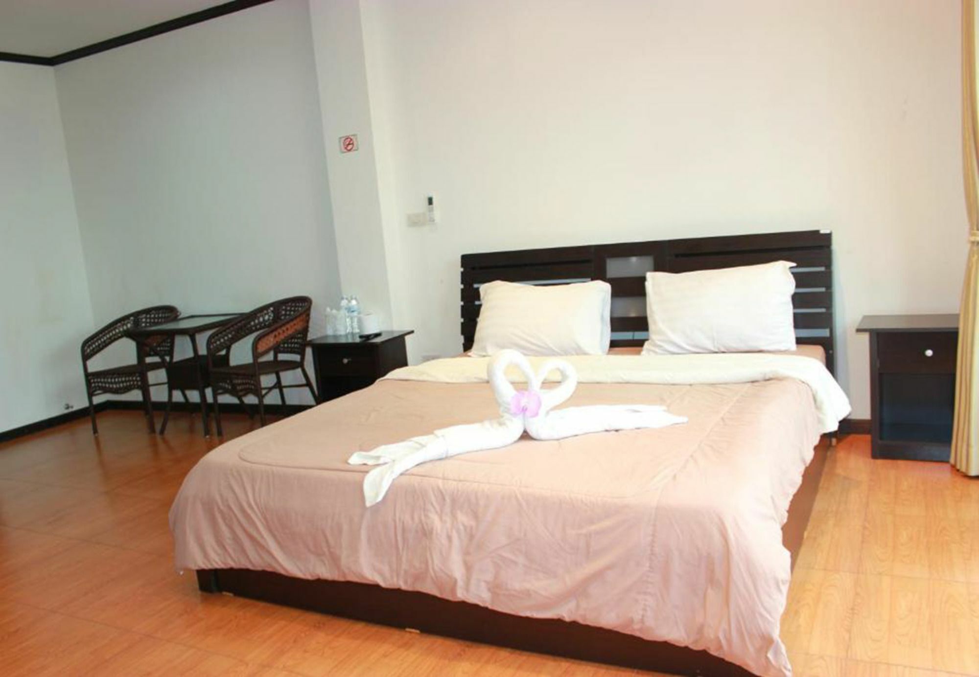 K&J Apartment Ban Nong Tabaek Εξωτερικό φωτογραφία