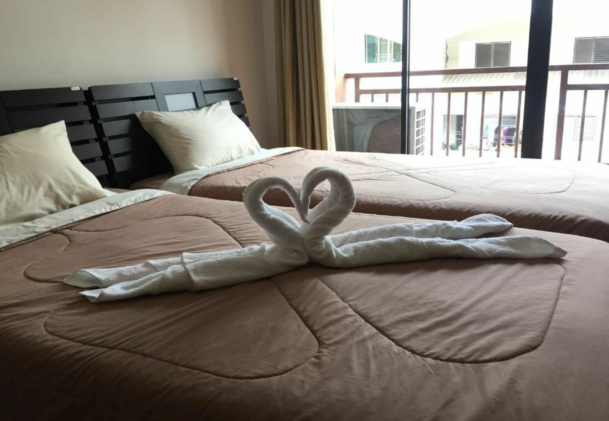 K&J Apartment Ban Nong Tabaek Εξωτερικό φωτογραφία