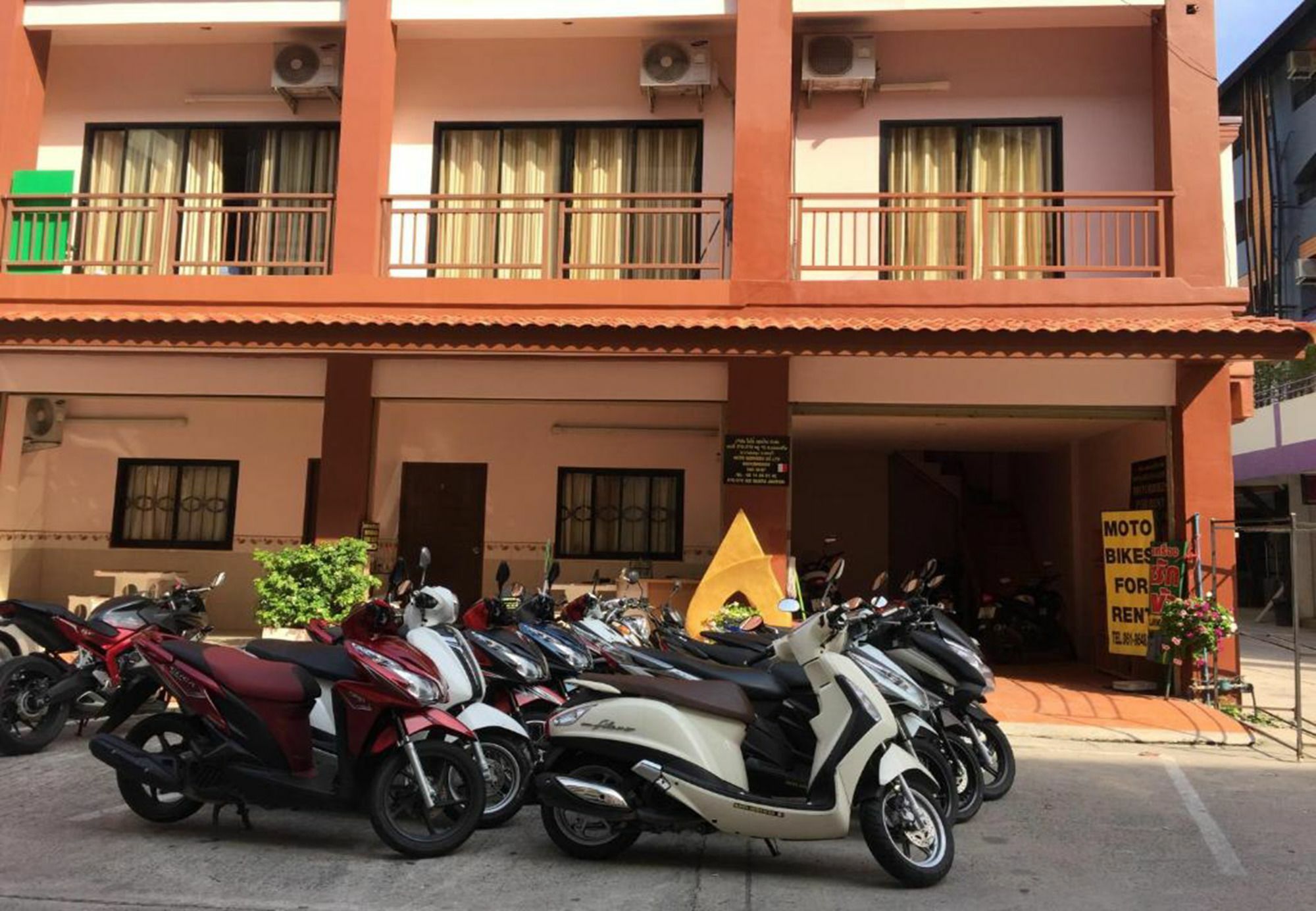 K&J Apartment Ban Nong Tabaek Εξωτερικό φωτογραφία